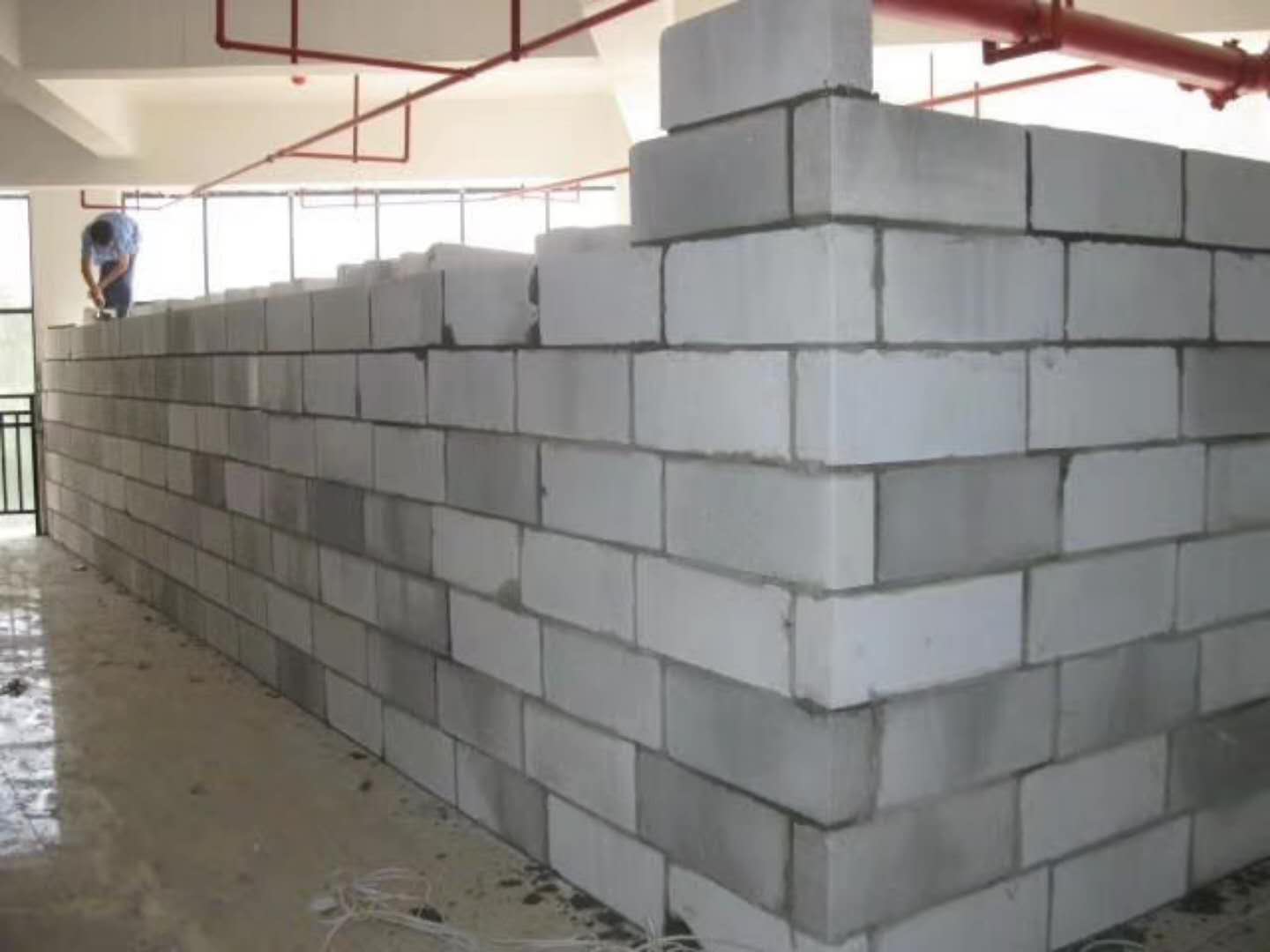 开化蒸压加气混凝土砌块承重墙静力和抗震性能的研究